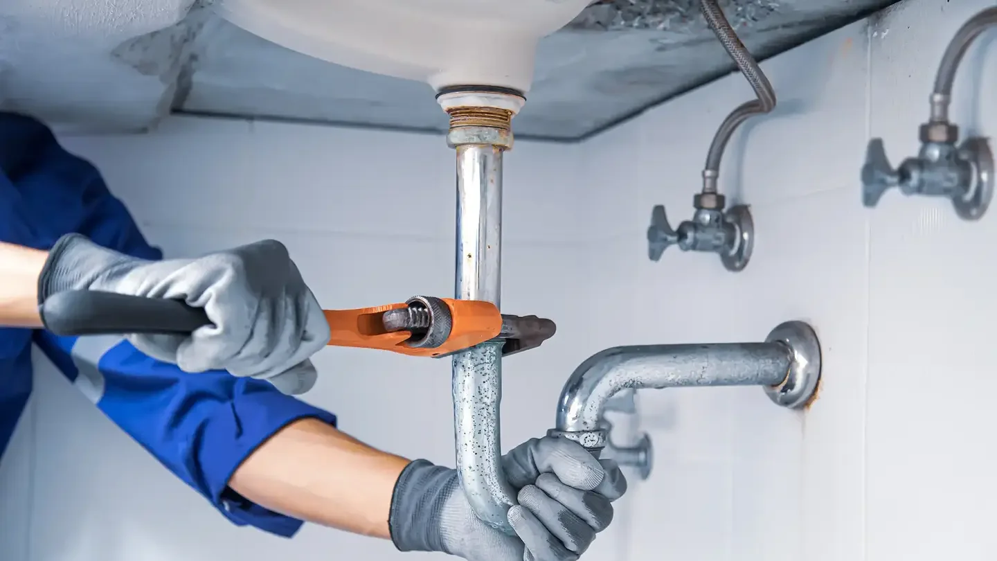 Encanador 24h para vazamento e desentupimento em Itapevi, SP